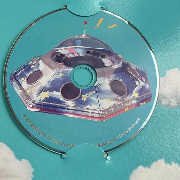 Hello future NCT dream book and cd. - Picture 4 of 10